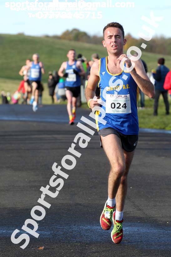 Senior men and women, Heaton Memorial 10k Road Race, Town Moor, Newcastle.  Photo: David T. Hewitson/Sports for All Pics